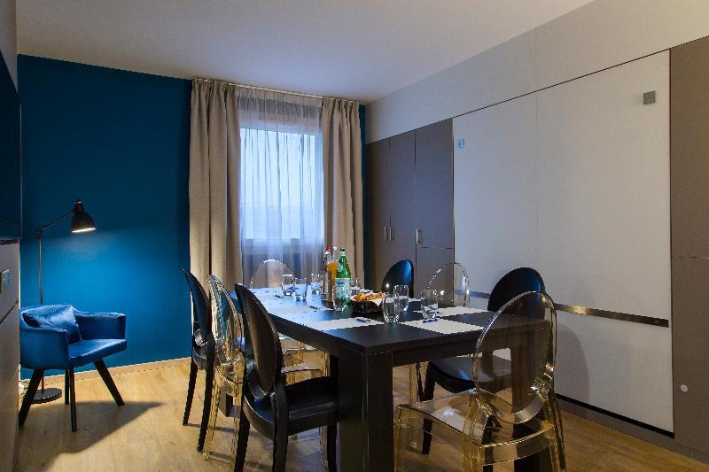 Roi Soleil Prestige Strasbourg Hotel Schiltigheim Exterior photo